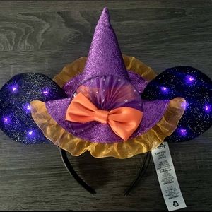 ‼️SOLD‼️ on Ⓜ️ Disney Parks exclusive Minnie Mouse Light up Halloween Ears